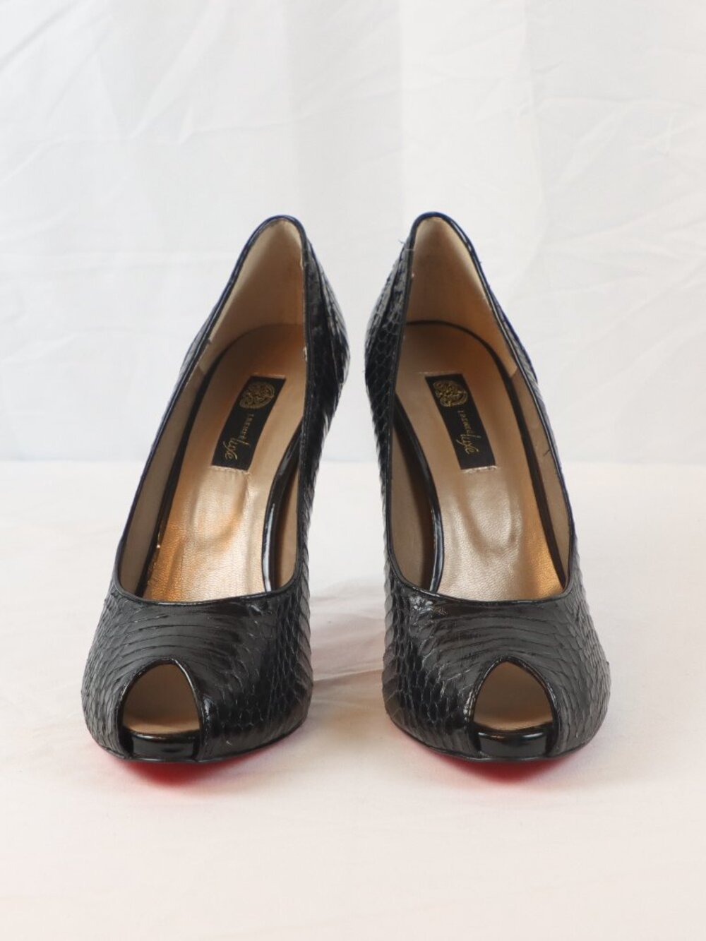 Stunning J. Renee Luxe Size 9.5 Black Heels - Picture 3 of 6